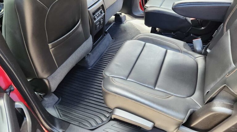 Automobile Cleaning Service